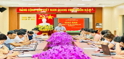 Trung tâm Y tế Kỳ Anh tổ chức hội nghị giao ban thường kỳ tháng 9